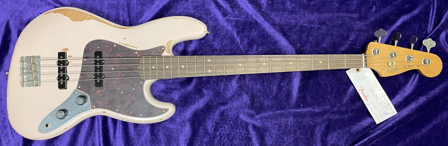 Fender Roadworn Flea Sign. Jazz, Shell Pink / Rosewood