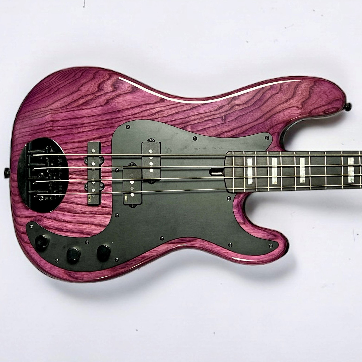 Lakland Skyline 44-64 Custom GZ, Trans Purple / Ebony / Geezer