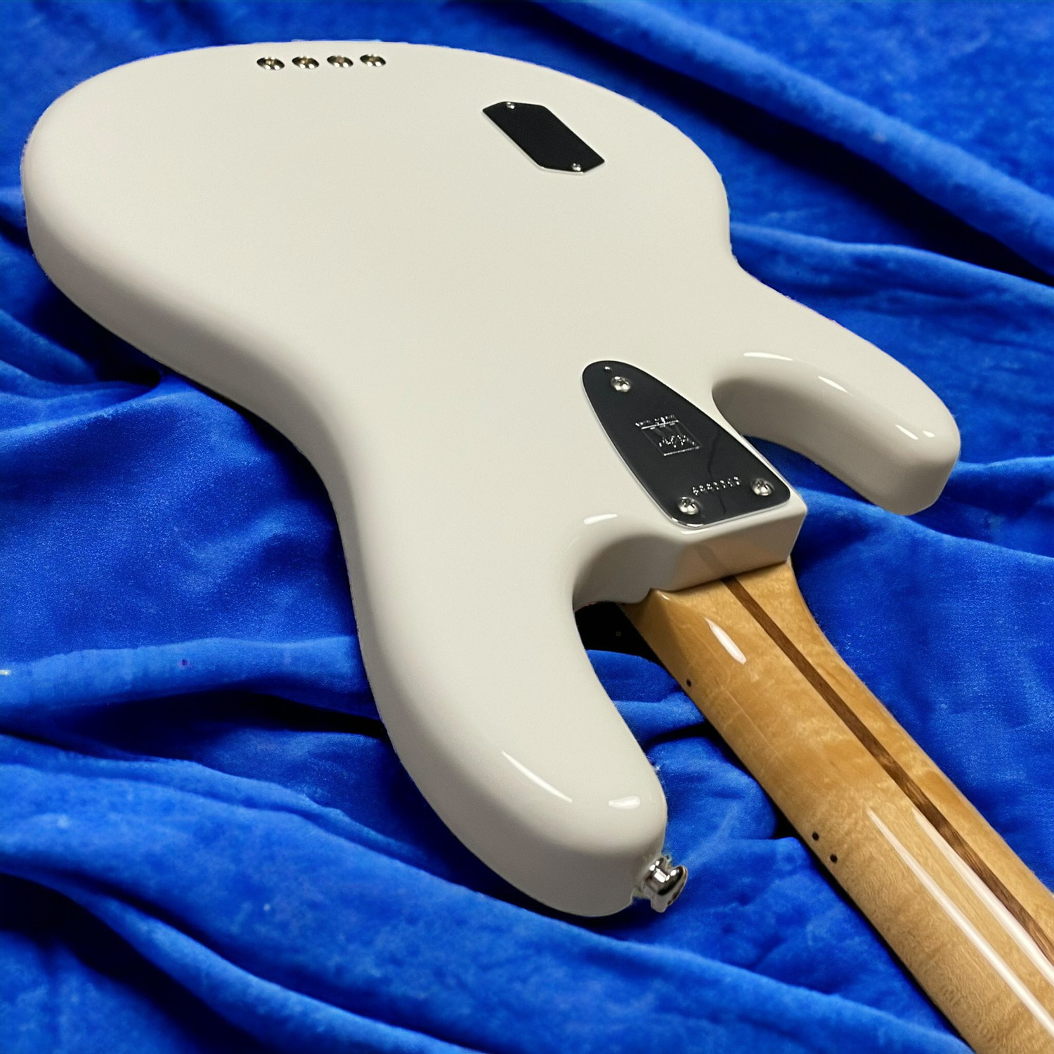 Ernie Ball Music Man StingRay 4 