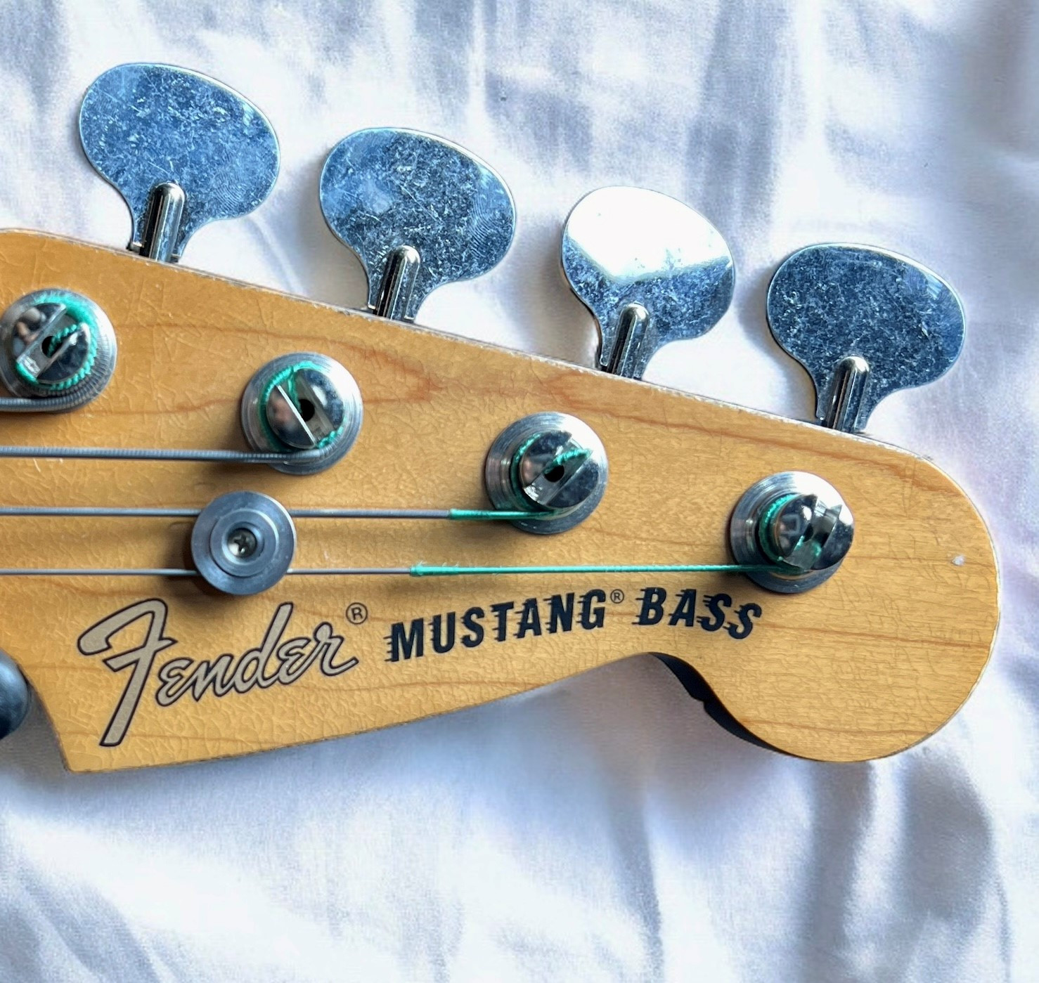 Fender Mustang Justin Meldal-Johnsen (JMJ) Short Scale, Road Worn