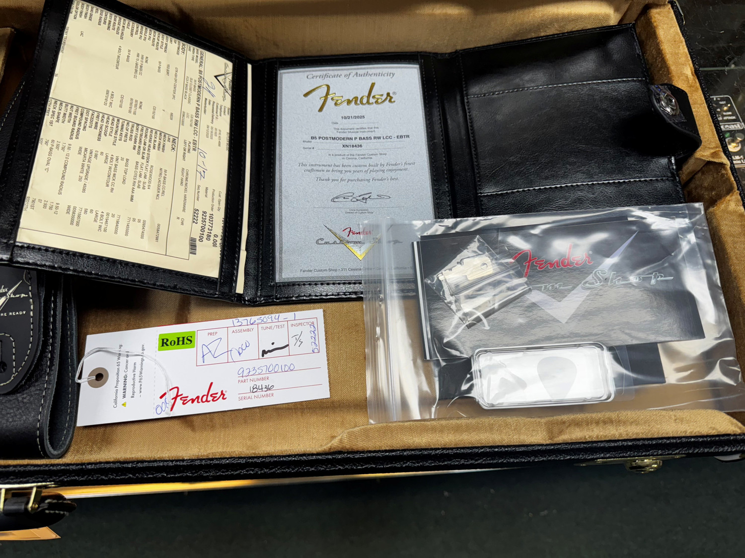 Fender Custom Shop Closet Classic Post Modern PJ Bass, Ebony