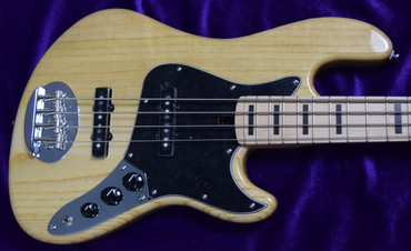 Lakland Skyline Darryl Jones 4, Natural Ash / Maple *ON ORDER ETA FEB 2025*