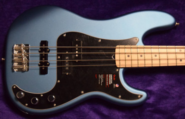 Fender American Performer Precision, Lake Placid Blue/Maple