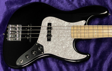 Fender USA Geddy Lee Jazz, Black Gloss / Maple.