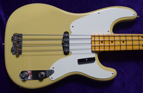 Fender AM. Vintage II '54 P-Bass, Blonde / Maple 4 String Bass At Bass Central