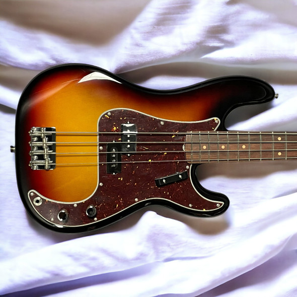Fender AM Vintage II 1960 P-Bass, 3-Tone Sunburst w/ Rosewood 4 String Bass At Bass Central
