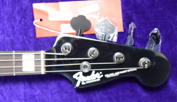 Fender Duff McKagan Deluxe Sign., Black / Rosewood 4 String Bass At Bass Central