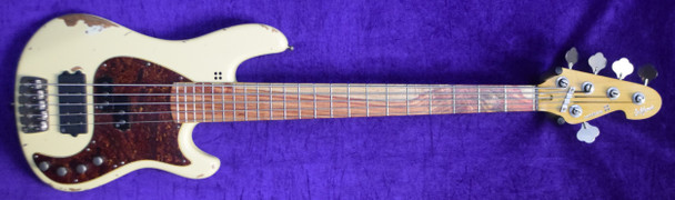 Sandberg Cal. VM-5, Hardcore Aged Creme 5 String Bass At Bass Central