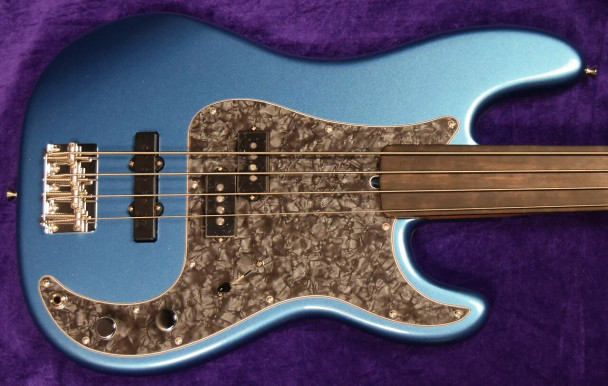 Fender Tony Franklin Fretless Precision, Lake Placid Blue / Ebony 4 String Bass At Bass Central