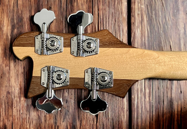 Rickenbacker 4001 V63, Mapleglo / Rosewood (2001) *Pre-Owned in Excellent Condition *RARE!*