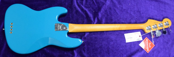 Fender AM Pro II Jazz (4), Miami Blue / Rosewood 4 String Bass At Bass Central