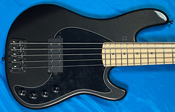 Sandberg Cal. Central 5, Dark Grey Gloss (Anthracite) 5 String Bass At Bass Central