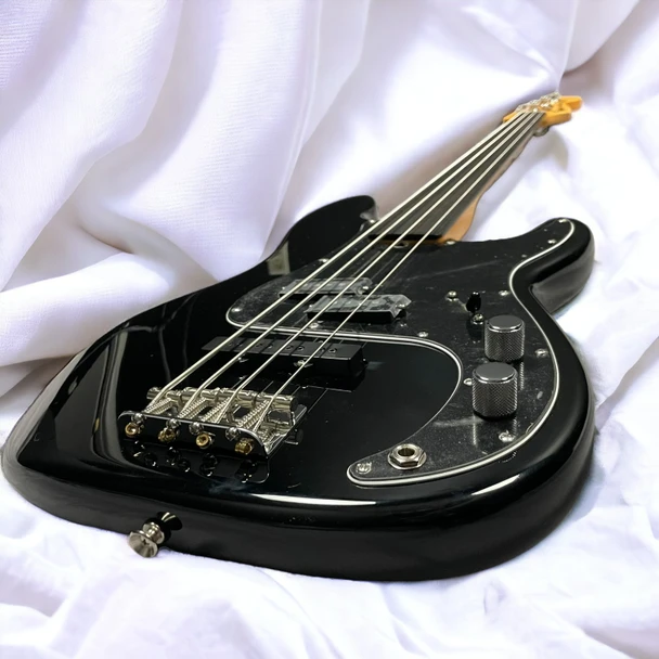 Fender Tony Franklin Fretless Precision, Black / Ebony 4 StringFretless BassAt Bass Central