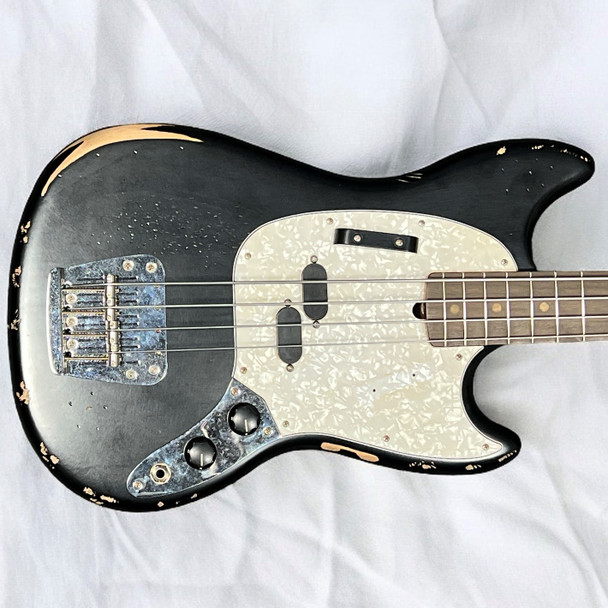 Fender Mustang Justin Meldal-Johnsen (JMJ) Short Scale, Road Worn Black / Rosewood 4 String Bass At Bass Central