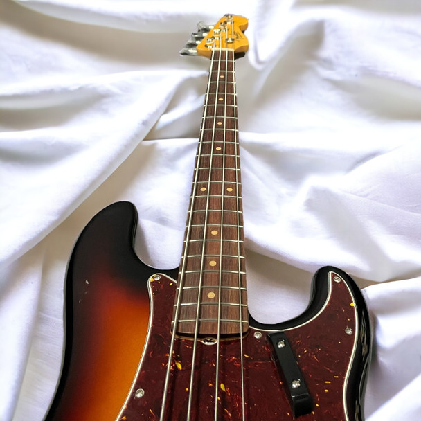 Fender AM Vintage II 1960 P-Bass, 3-Tone Sunburst w/ Rosewood 4 String Bass At Bass Central