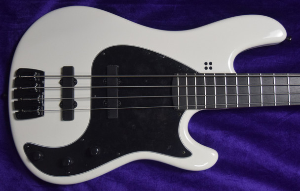 Sandberg California Martin Mendez Signature V4TT, Soft Aged White 4 string Bass At Bass Central