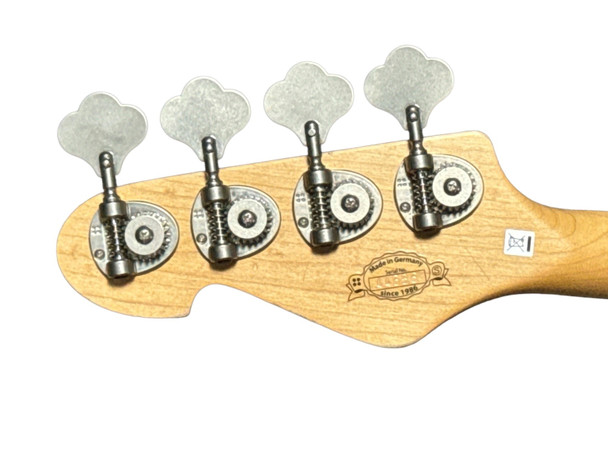 Sandberg California Hardcore Aged VS4 Creme 4 String Bass At Bass Central