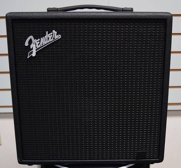 Fender Rumble LT 25 Bass Combo Amp, Programmable Effects At Bass Central