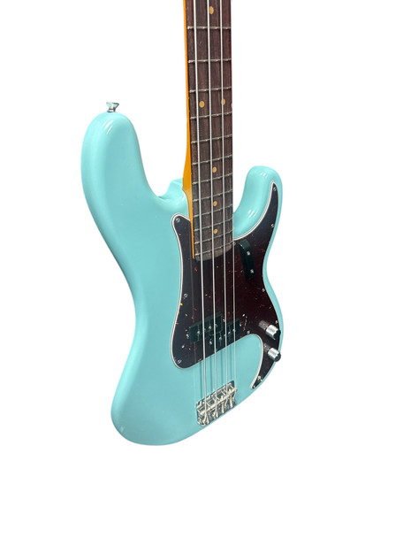 Fender AM. Vintage II 60's Precision Bass, Daphne Blue 4 String Bass At Bass Central