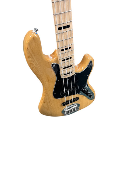 Lakland Skyline Darryl Jones 4, Natural Ash / Maple 4 String Bass At Bass Central
