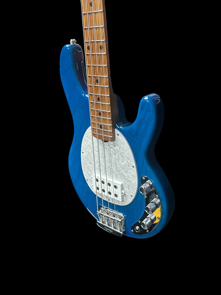 Ernie Ball StingRay 4 H SHORT SCALE, Trans Blue/ Roasted Maple  4 String Short scale bass At Bass Central