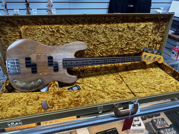 Fender Lee Sklar Artist Series Signature. Precision Bass. 4 String At Bass Central