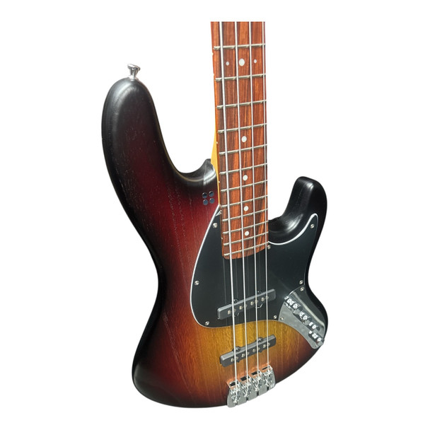Sandberg California TT-4 SuperLight, 3-Tone Sunburst with Pau Ferro Front Angle Right