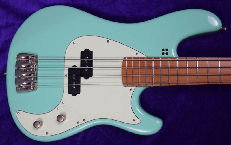 Sandberg Cal. Vs (Lionel) Short Scale Bass, Surf Green/Roasted Maple *On Order, ETA April 2024