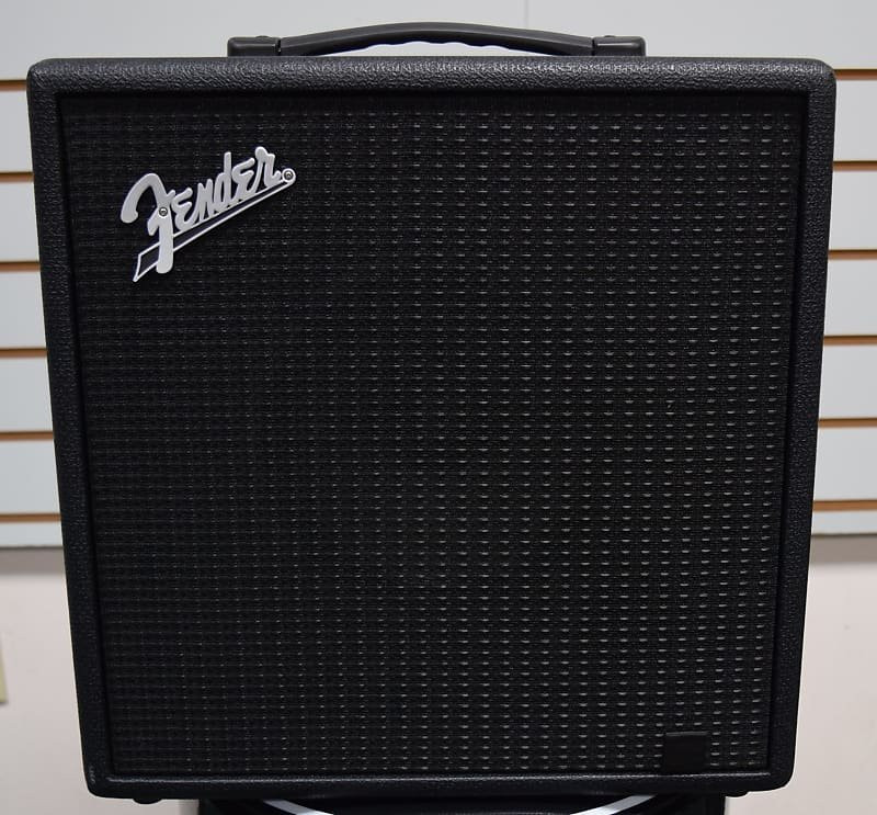 Fender Rumble LT 25 Bass Combo Amp, Programmable Effects Fender Rumble LT 25 Bass Combo Amp, Programmable Effects