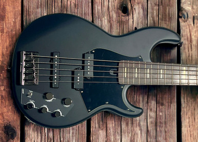 Yamaha BB735A. Trans Black Matte w/ Rosewood.