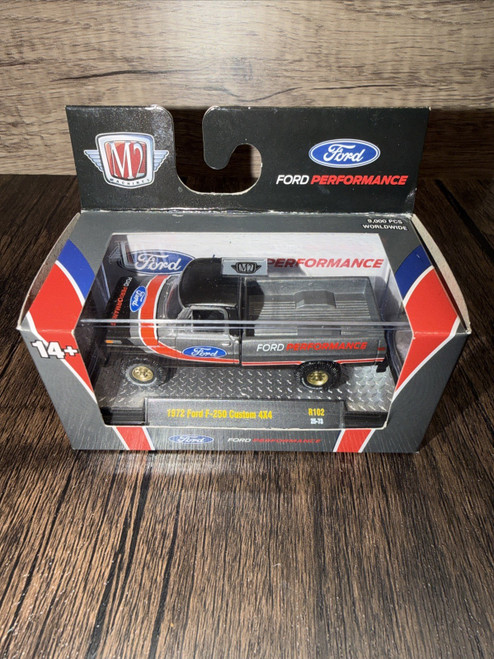 NEW 1972 Ford F-250 M2 Machines 1:64 Scale Diecast Truck