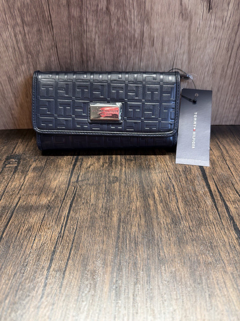 Tommy Hilfiger Embossed Logo Long Wallet Clutch Navy Blue Snap Closure NWT