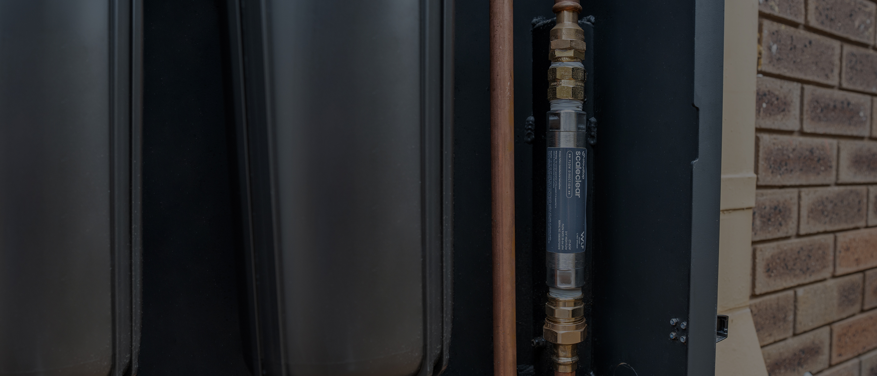 Close-up of a Scaleclear unit connected to a Cloudtap Design Series system