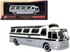 1966 GM PD4107 "Buffalo" Coach Bus "Peter Pan Bus Lines" Destination: "Providence" (Rhode Island) "Vintage Bus & Motorcoach Collection" 1/87 Diecast Model by Iconic Replicas