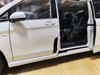 1/18 Dealer Edition Mercedes-Benz V-Class V260L MPV (White) Diecast Car Model