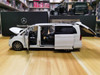 1/18 Dealer Edition Mercedes-Benz V-Class V260L MPV (White) Diecast Car Model