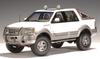 1/18 AUTOart 2000 Ford Expedition Himalaya (White) Diecast Car Model