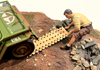 1/18 American Diorama Figure Mechanic-2 Resin Car Model