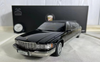 1/18 Dealer Edition 1992-1994 Cadillac Fleetwood Limousine (Black) Diecast Car Model