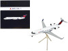 Bombardier CRJ200 Commercial Aircraft "Delta Air Lines - Delta Connection" White with Blue and Red Tail "Gemini 200" Series 1/200 Diecast Model Airplane by GeminiJets