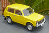 1/18 Model Car Group AvtoVAZ Lada Niva 1600 4x4 (Yellow) Diecast Car Model