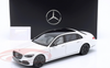 1/18 Dealer Edition 2023 Mercedes-Benz Maybach S-Klasse 680 Night Series (Opalite White) Diecast Car Model