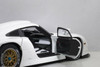 1/18 AUTOart PORSCHE 911 Carrera GT1 1997 PLAIN BODY VERSION (WHITE) Diecast Car Model 89771