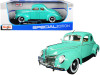 1/18 Maisto 1939 Ford Deluxe (Light Green) Diecast Car Model