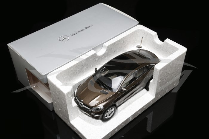 Mercedes-Benz GLE 1/18 ミニカー 1/18 Dealer Edition Mercedes-Benz GLE (Brown) Diecast Car Model