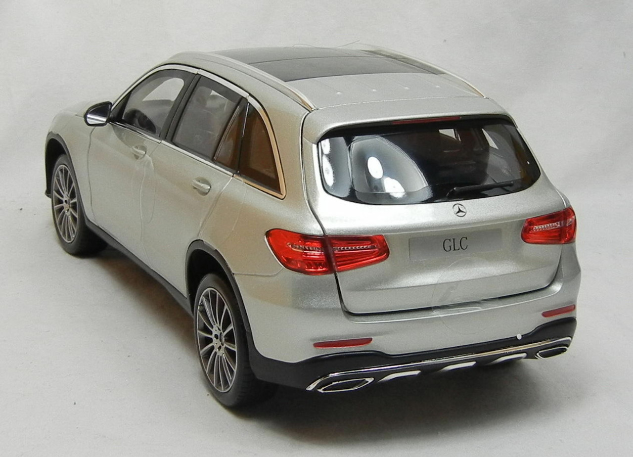 ノレブ 1/18 ベンツ GLC 63 AMG 2015 www.gastech.com.tr