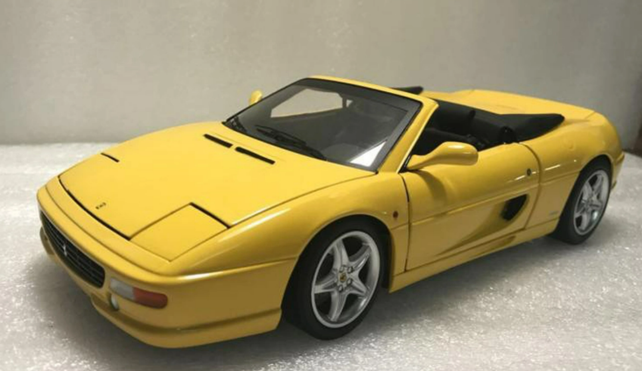 1/18 Hot Wheels Elite Ferrari F355 Spider Convertible (Yellow) Diecast Car Model