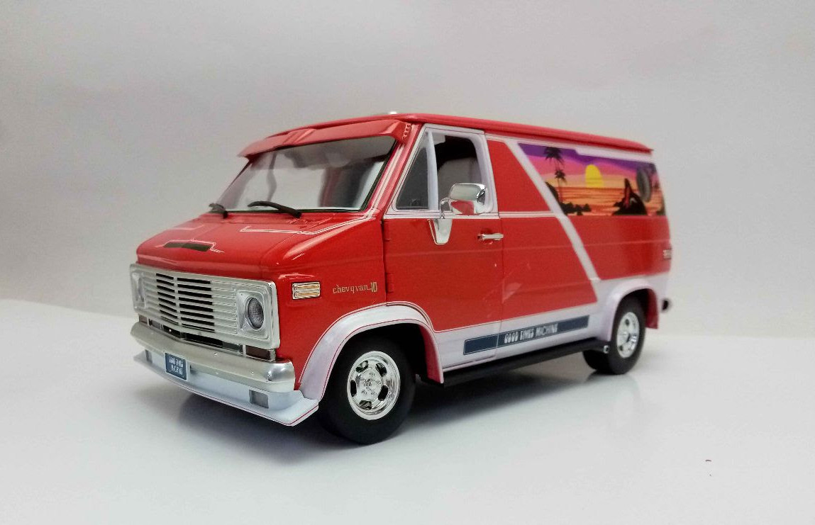 1/18 ACME 1976 Chevy Chevrolet G-Series Van Good Times Machine