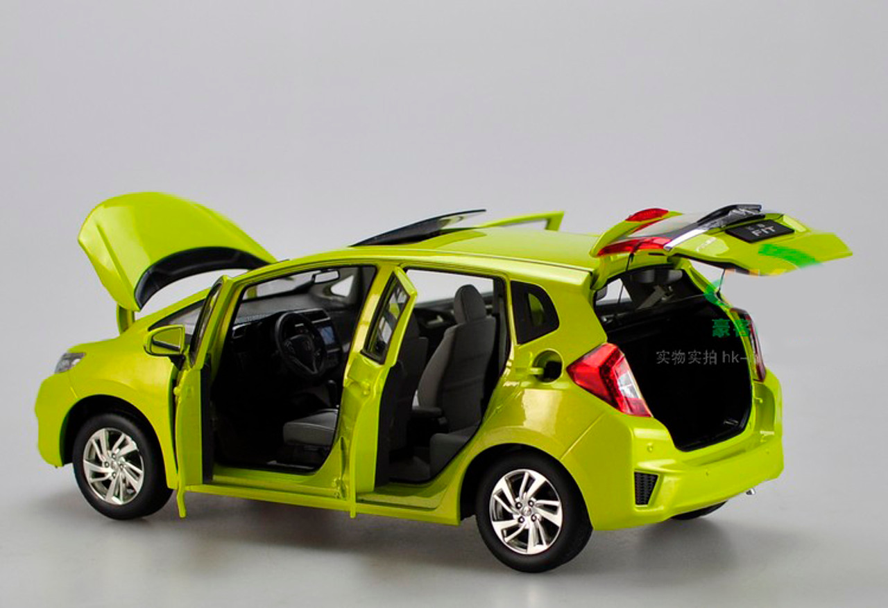 1/18 Dealer Edition Honda Fit (Yellow) Diecast Car Model