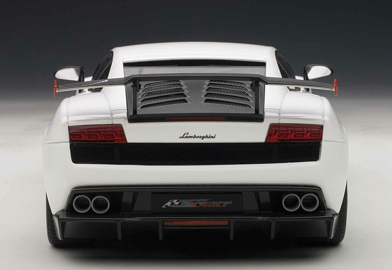AUTOart 1/18 ランボルギーニ ガヤルド LP570-4 スーパートロフェオ ストラダーレ (ホワイト) 1/18 AUTOart AUTOart Lamborghini Gallardo LP570-4 Super